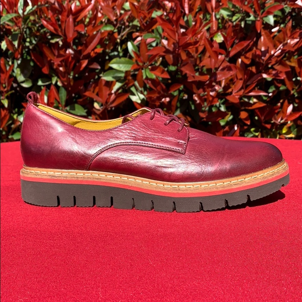 Jafa 397 Ruby Loafers Size 38 NWOB